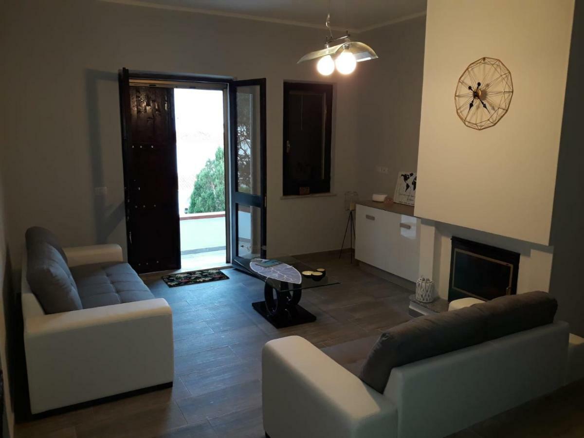 Sweethouse Pula Villa Porto Columbu - Perd'E Sali Eksteriør bilde